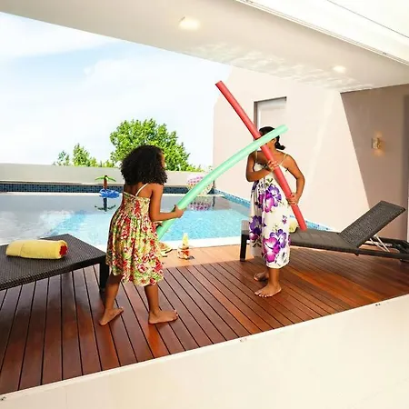 Paradise Villa & Private Pool - Cliffhanger Villas